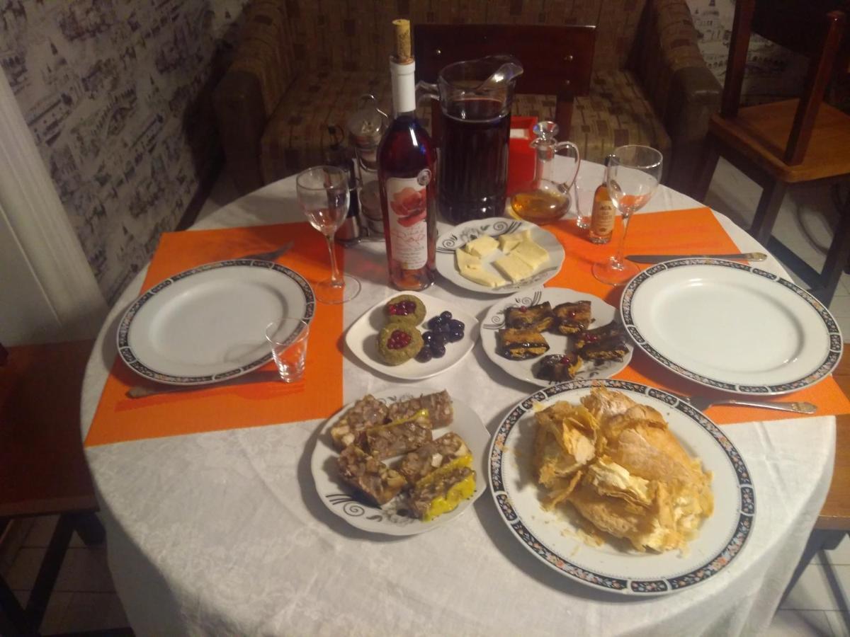 Mia B&B Old Tbilisi ภายนอก รูปภาพ
